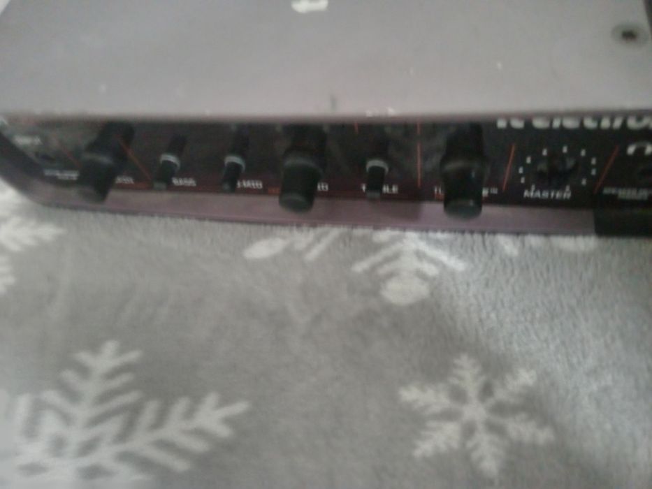 Бас усилвател за китара