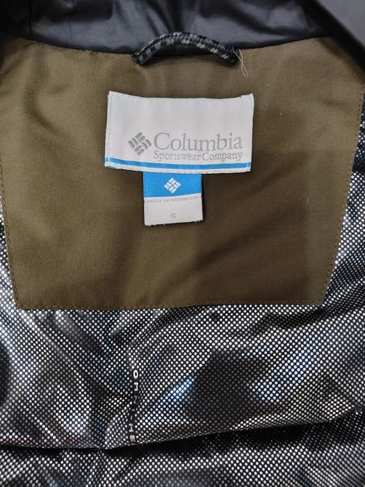 Продам пуховик куртка оригинал Columbia