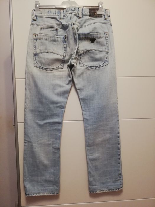 Blugi Armani originali marimea 31 made Italia