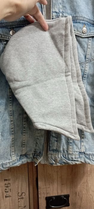 Джинсовая куртка р. 11-12 онт