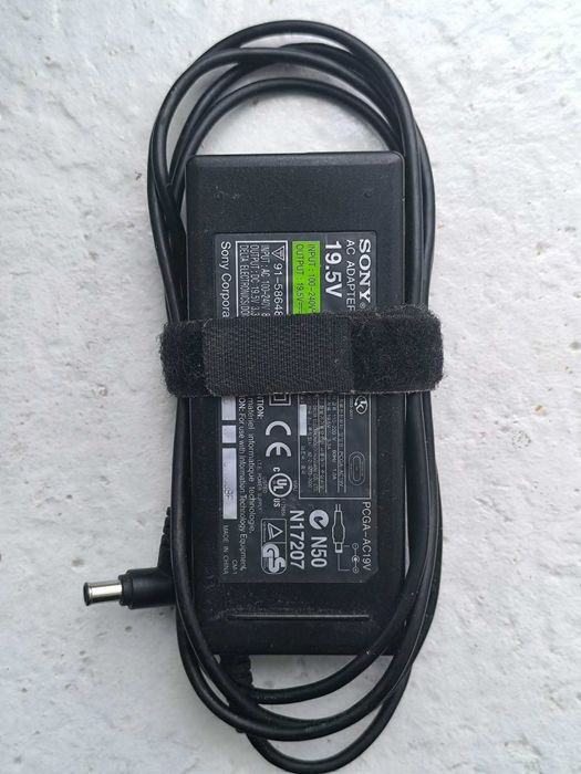 Зарядно SONY 19.5V - 65W