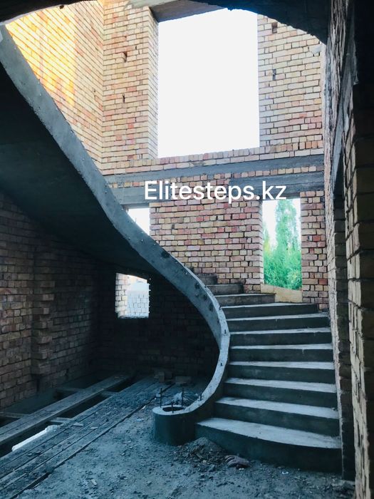 Лестница бетонная