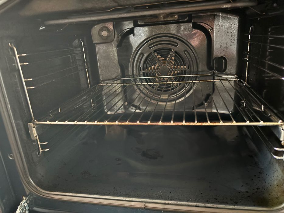 Фурна с плот за вграждане Gorenje