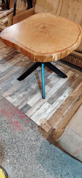 Трапезна  маса от  масив дъб