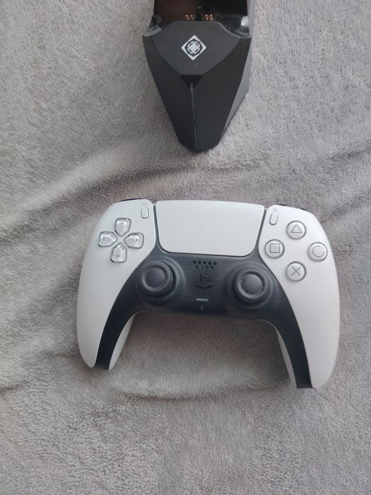 Maneta ps5 originala +  charging station sony controller ps5