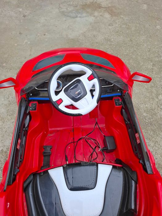 Акумулаторна Кола