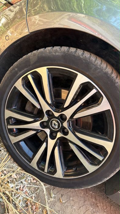 Jante renault talisman initiale paris r19