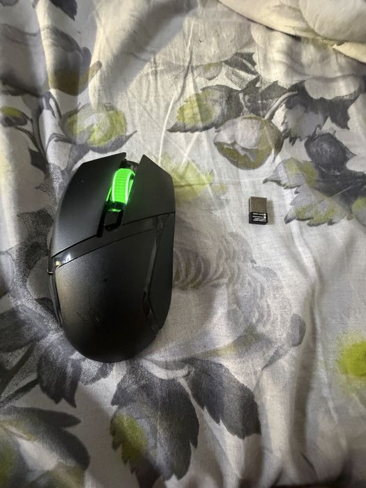 Mouse Razor Basilik Hyperspeed