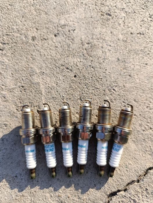 Продам свечи DENSO