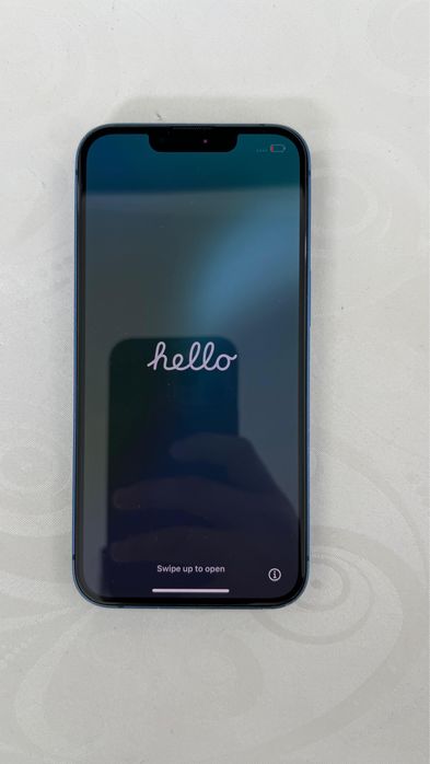 Продам Iphone 13