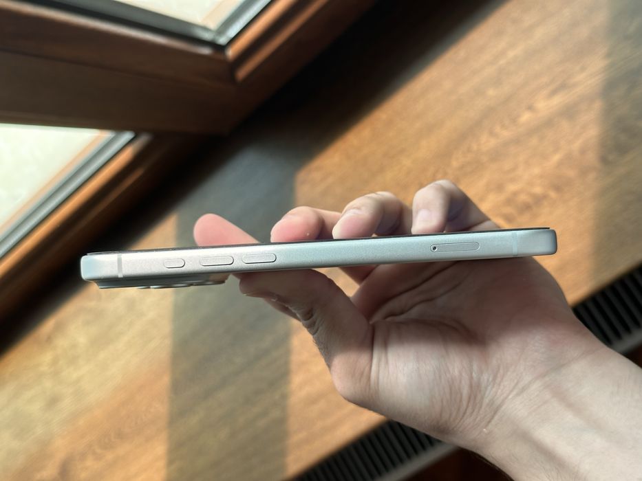 Iphone 17 pro max sim+esim