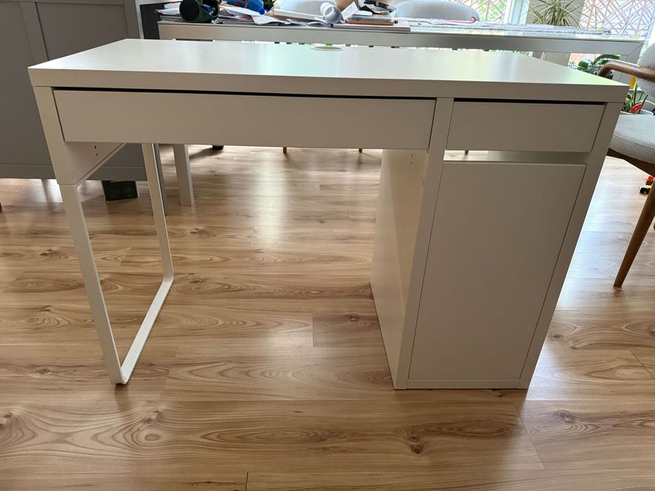 Детско бюро Micke (+ стол и маса по желание)