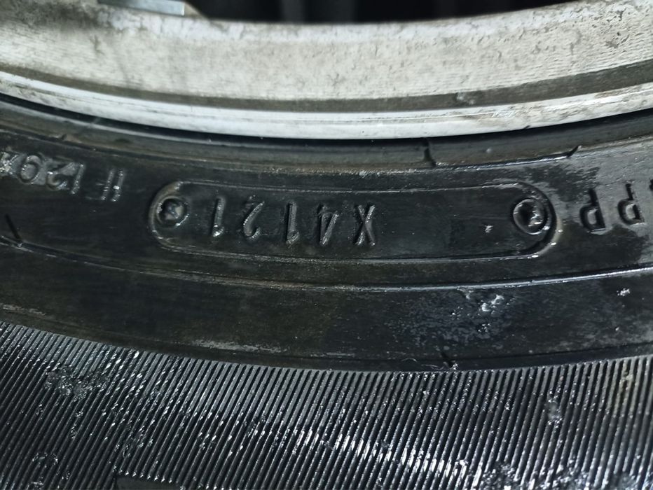 Срочно Зимние Шины от Tahoe