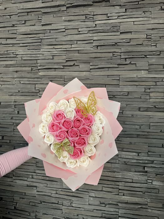 Buchet trandafiri sapum