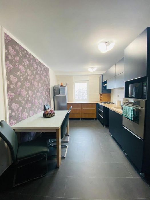 PF Vand Apartament  cu 4 camere in Gheorgheni