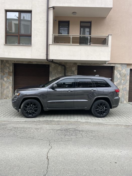 Jeep Grand Cherokee Altitude 4x4