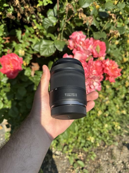 Obiectiv Canon RF 24-105 F/4-7.1 impecabil