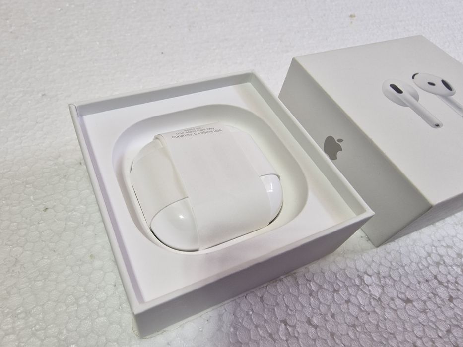 Vand Casti Apple AIRPODS 4 Noi noute Originale  !