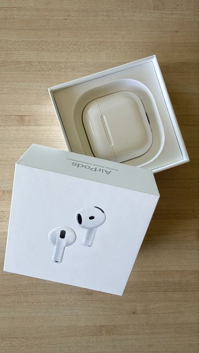 Оригинални Airpods 4 ANC Wireless charging