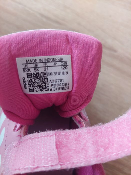 Adidas- детски маратонки за момиче