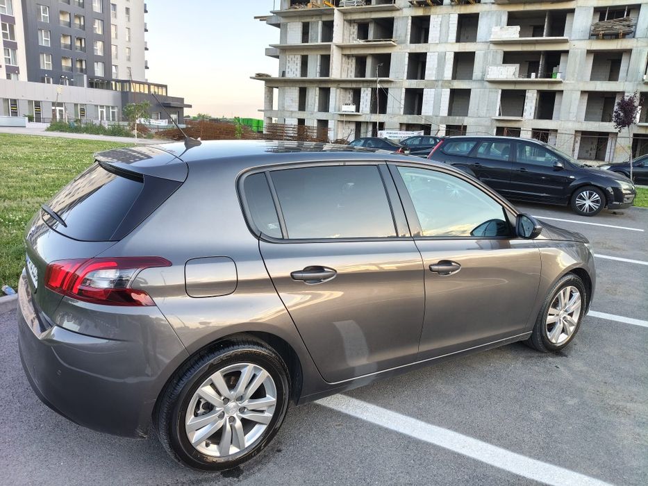 Peugeot 308 1.5 diesel 2021