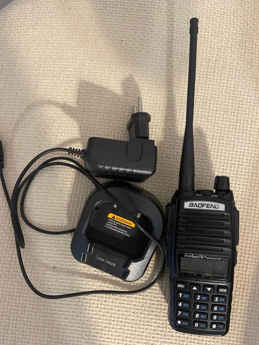 Set 2 stații radio Baofeng UV-82 + KSun UV-108D