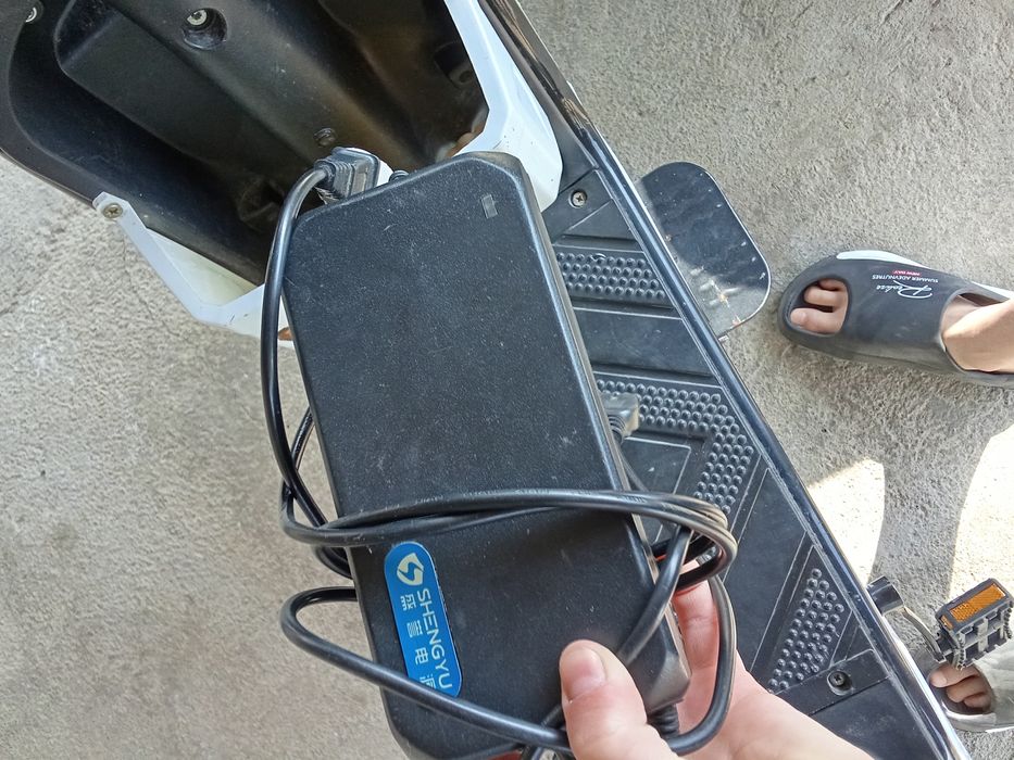 продается электро велик ск8