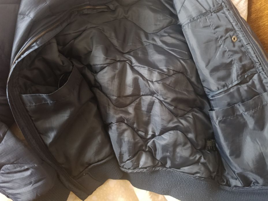 Куртка мужская ..