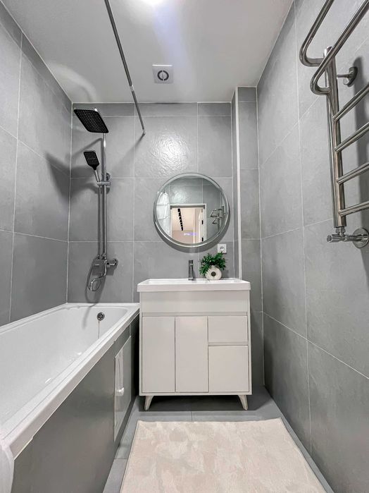 СРОЧНО 3 хонали 3/5/10 квартира 80м2 сотилади