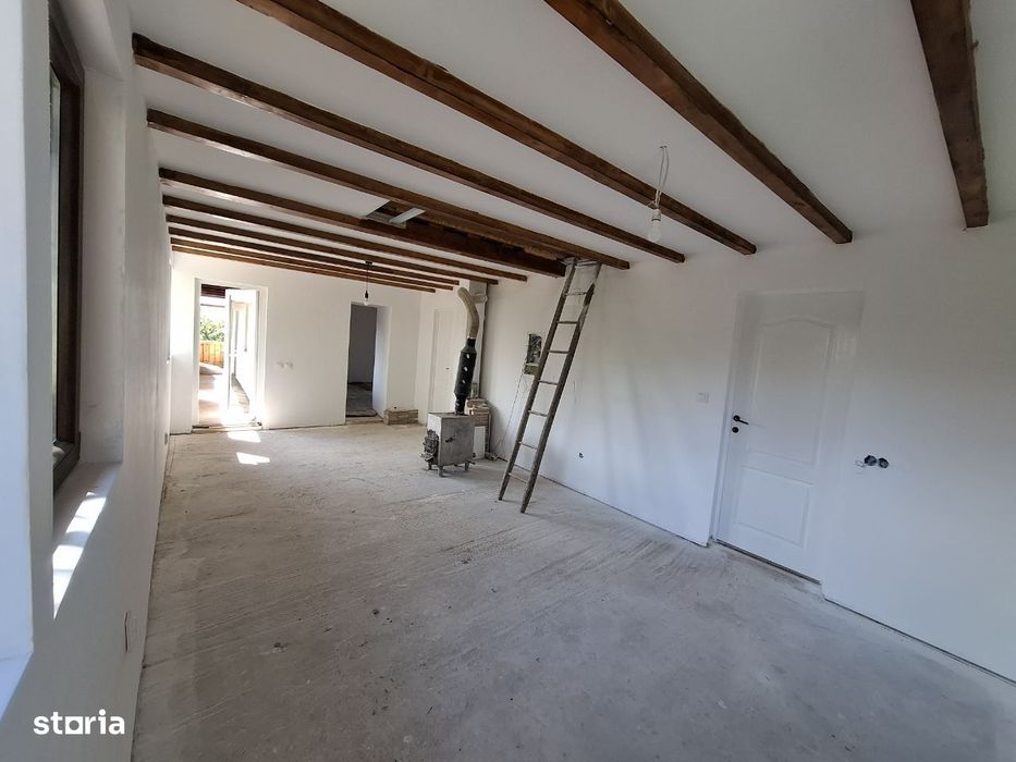 Casa Traditionala + Casa noua la tara langa Cluj. Teren 2000mp