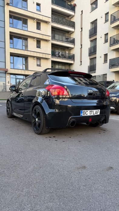Vând Kia ceed, an 2009, motor 1.6 benzină
