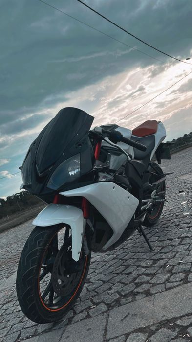 derbi gpr 125 (motocicleta pentru a1) SCHIMB SI CU bmw e36