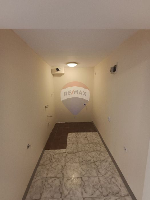 Продава се Двустаен апартамент в Варна, Колхозен пазар - 35 кв.м за 1758 €/кв.м - Снимка #6