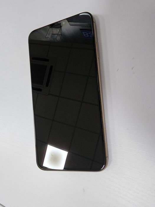 Iphone Xs Max Gold 256GB EA/A Bat 85 % Radnoy Xammayogi ishlidi