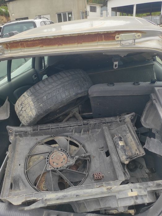 Нисан Алмера 1.5дци на части