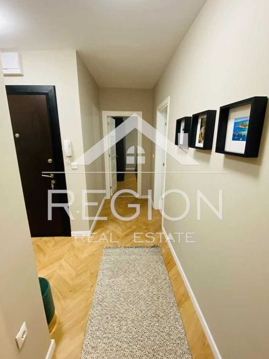 Дава се под наем Тристаен апартамент в Варна, Център - 100 кв.м за 663 € - Снимка #7