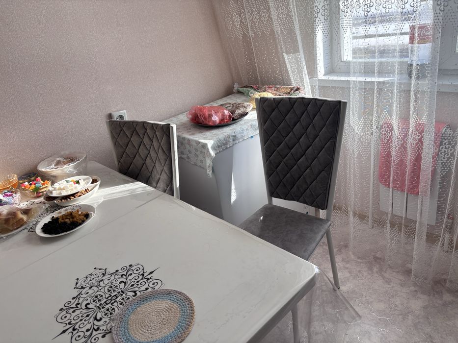 Продам стол раздвижной