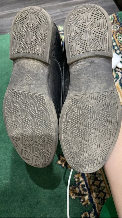 Продам туфли на мальчика