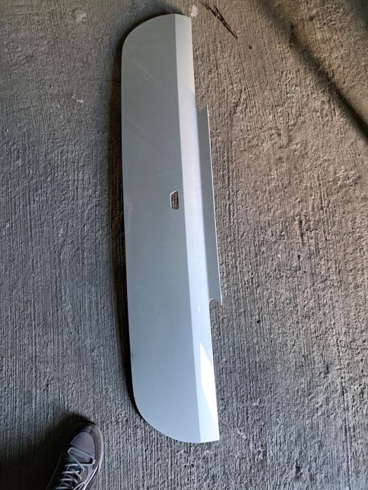 Vand bara spate si ornament portbagaj bmw seria 7 an 2023 g70 M pachet