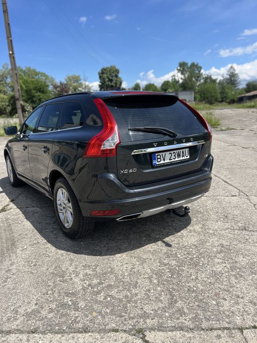 VOLVO XC60 2017 — imagine 5