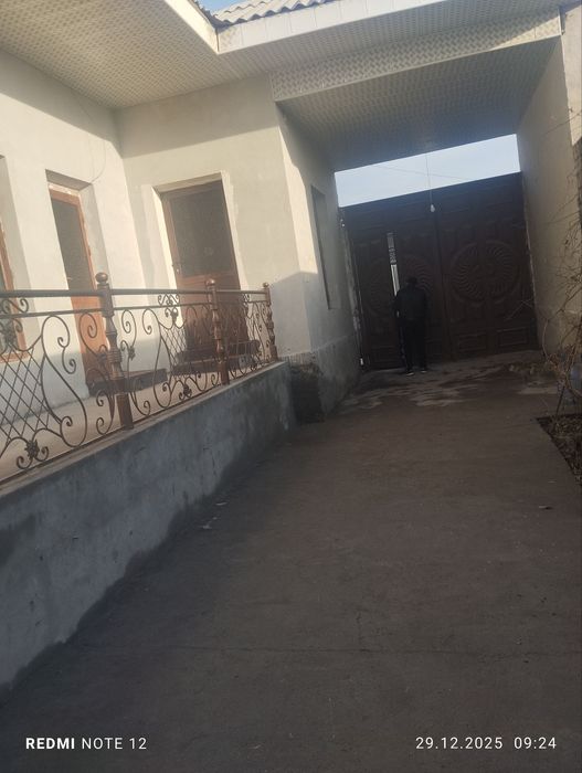 Nurafshon Tuy tepada uchaska sotiladi bez maklir