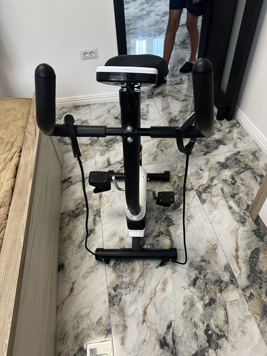Bicicletă fitness pentru acasă – stare foarte bună