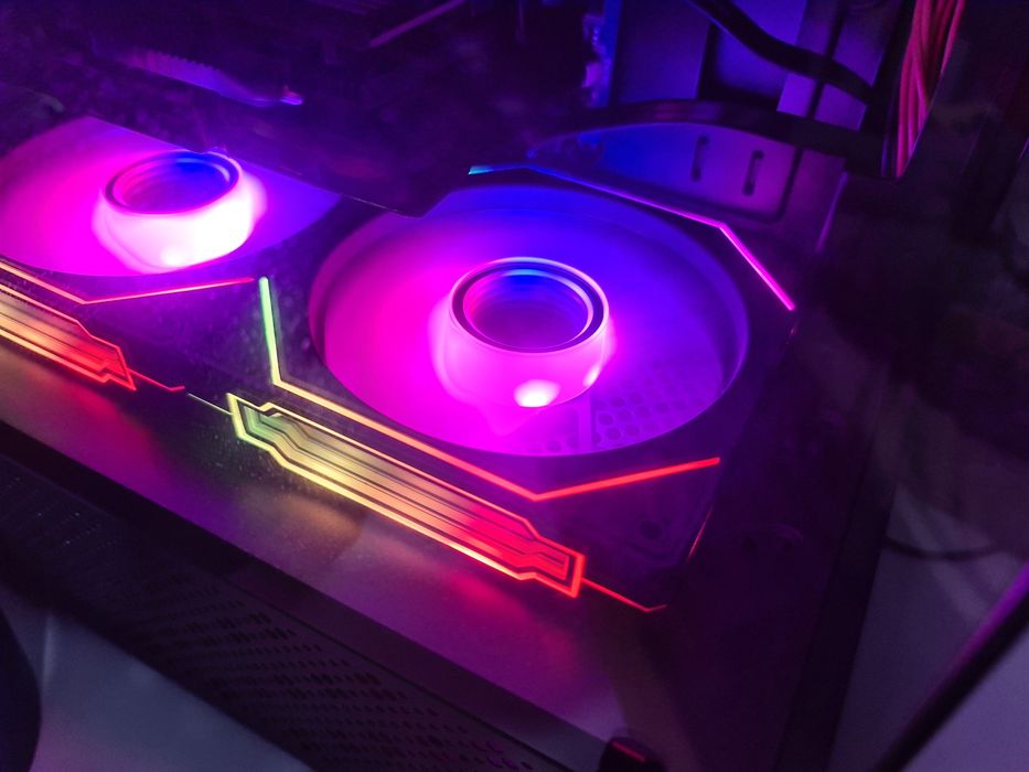 Хороший rgb зеркальный кулер для пк