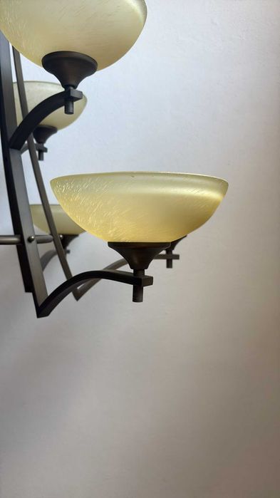 Candelabru metal -2 MODELE