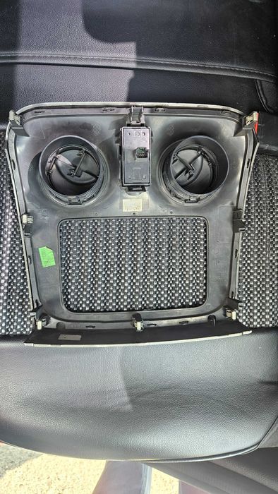 rama navigatie cu grile ac Dacia Logan