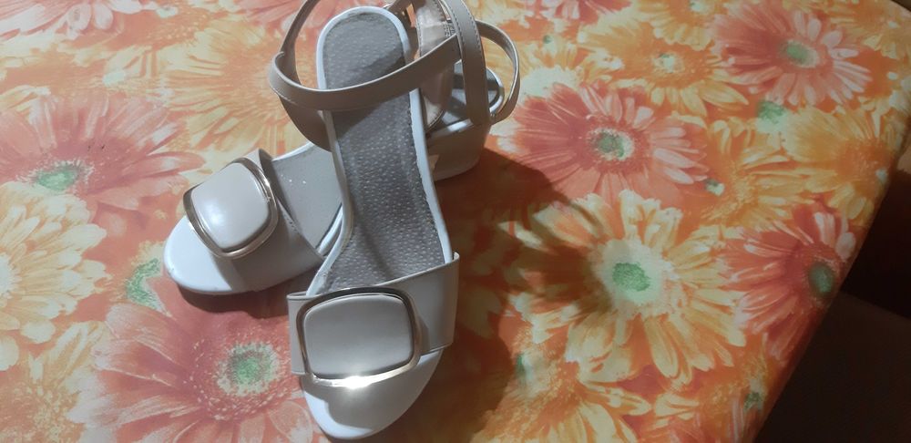 Сандали с Плочки с Метален Обков на деколтето! №36