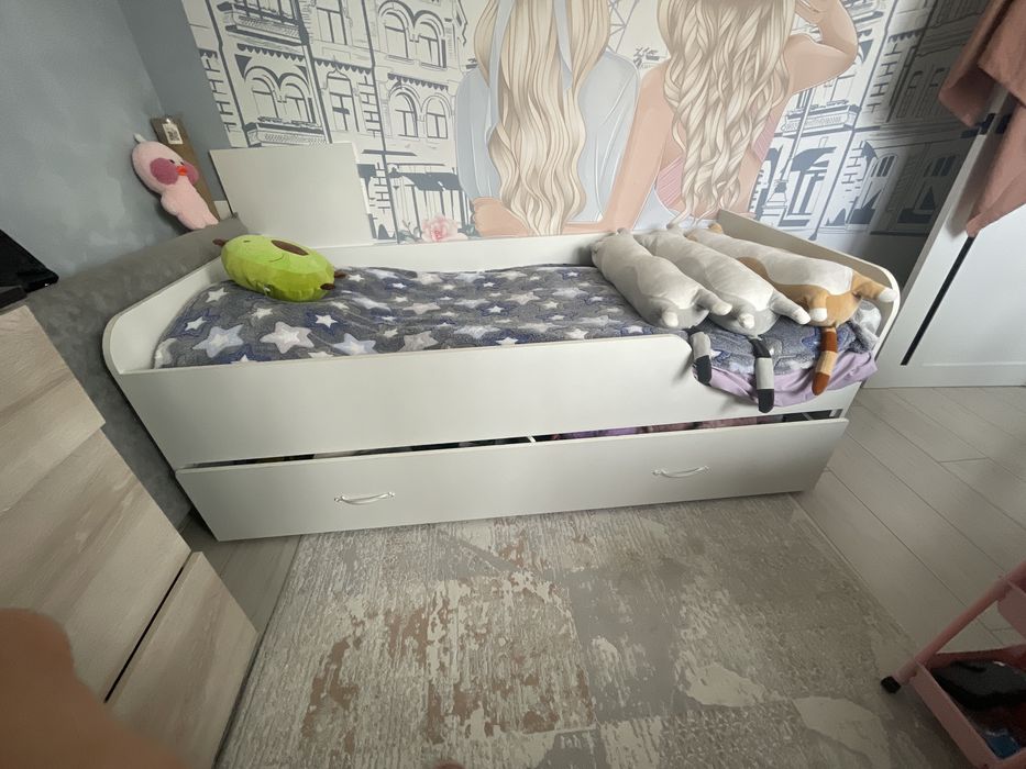 Продам кровать двухярусную