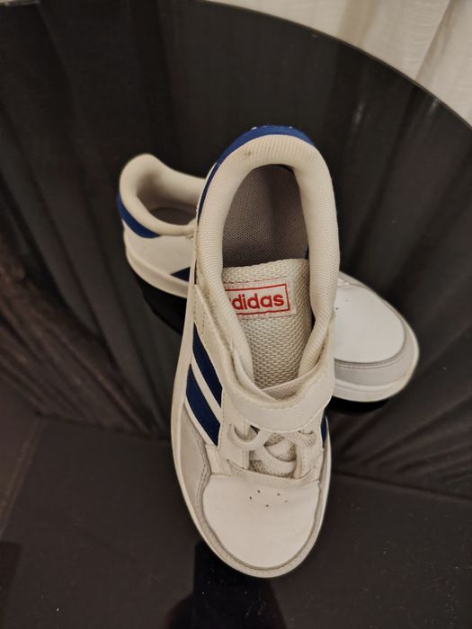 Adidași Adidas originali piele naturală nr 33 impecabili