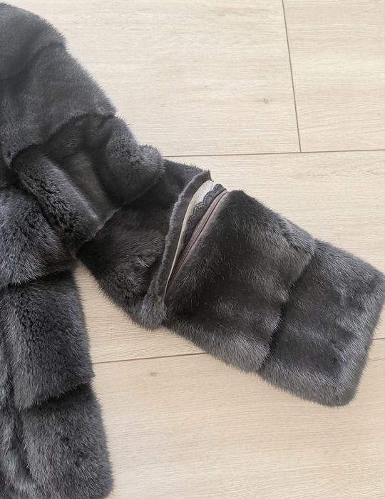 Продам норковую шубу