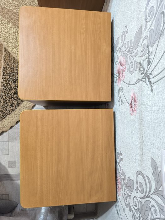 Прикроватные тумбы
